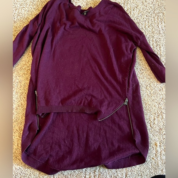 Burgundy Express Zipper Side Top - Picture 1 of 2